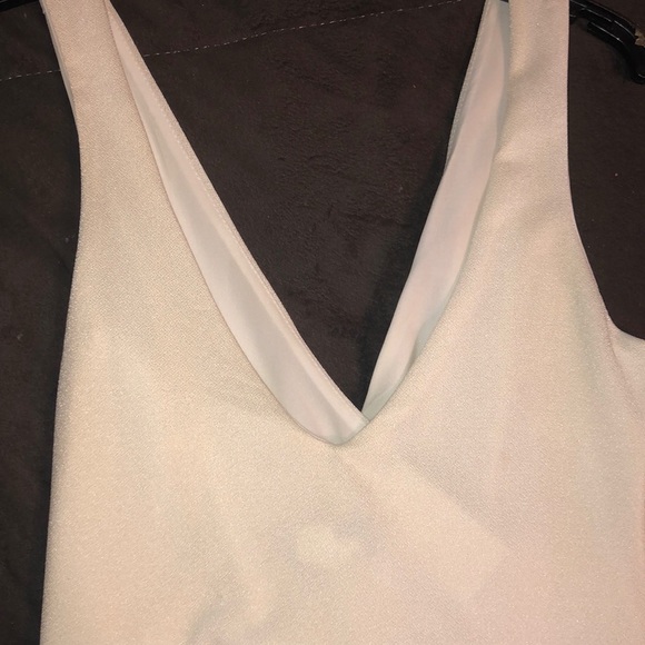 NWT** Valia White Romper - Picture 4 of 6